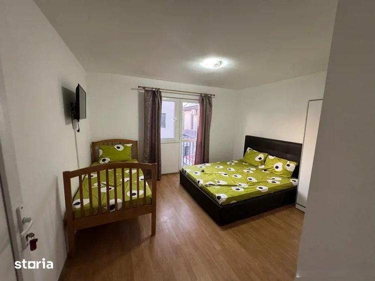Casă cu 9 camere decomandat cu Teren 300 Mp în Nord