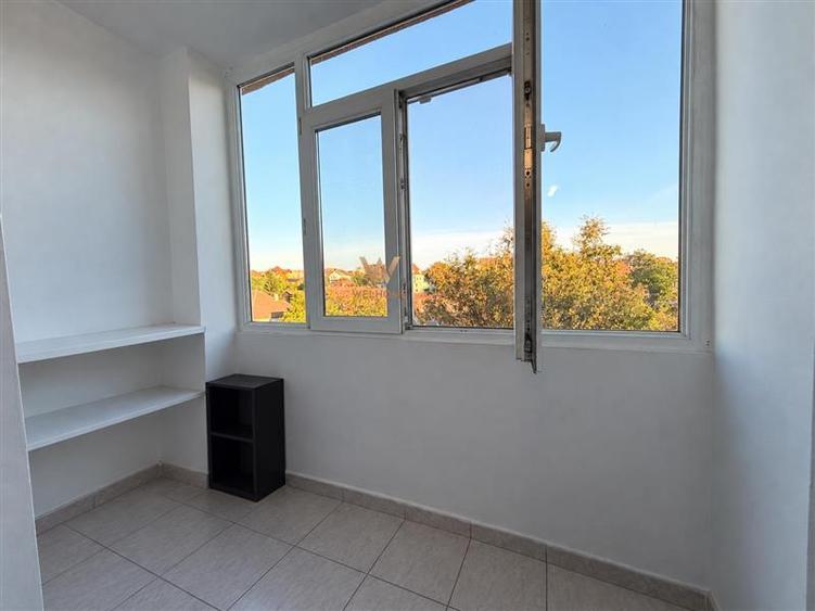 Apartament cu 2 camere decomandat în Ștrand