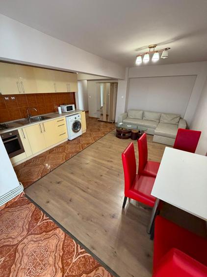 Apartament cu 2 camere semidecomandat în Lipovei