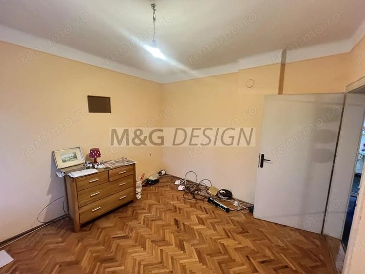 Casă în Girocului