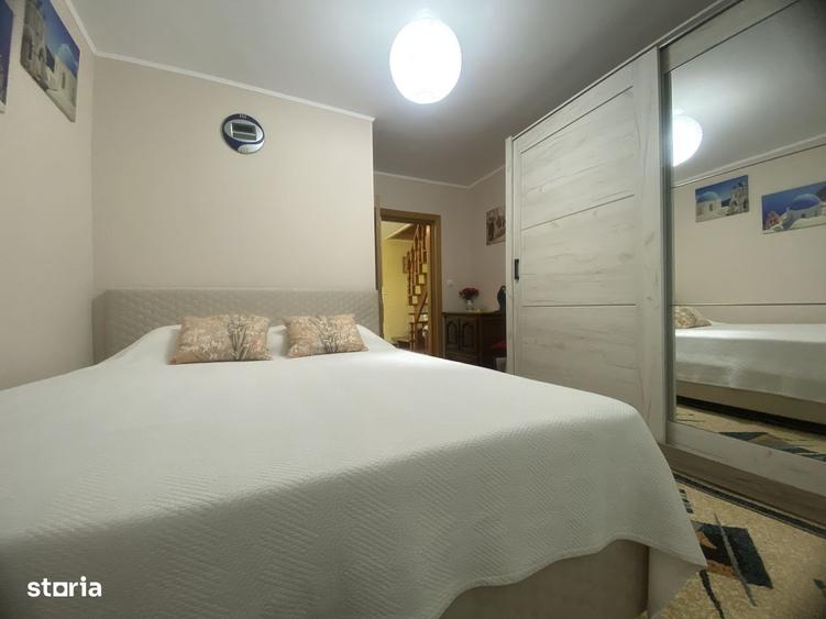 Casă cu 4 camere decomandat cu Teren 596 Mp în Central