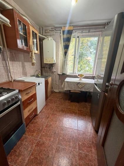 Apartament cu 2 camere semidecomandat, mobilat în George Enescu