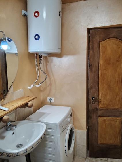 Garsonieră decomandată în Central