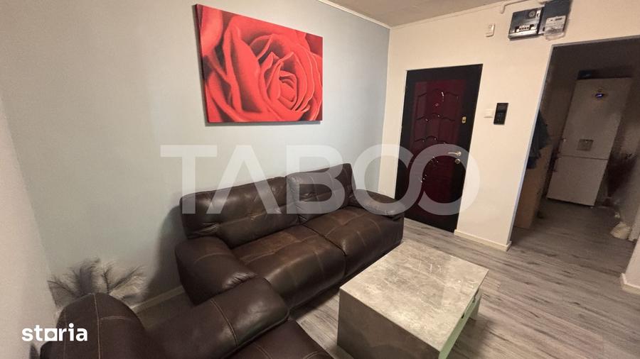 Apartament cu 2 camere decomandat în Vasile Aaron