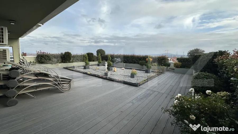 Apartament cu 3 camere semidecomandat în Nufărul