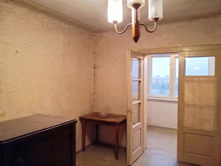 Casă cu 6 camere cu Teren 749 Mp în Predeal