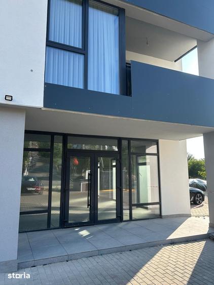 Spațiu comercial, de 103 mp, în Borhanci