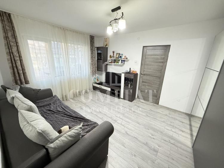 Apartament cu 3 camere semidecomandat, mobilat în Mănăștur — fotografia 1