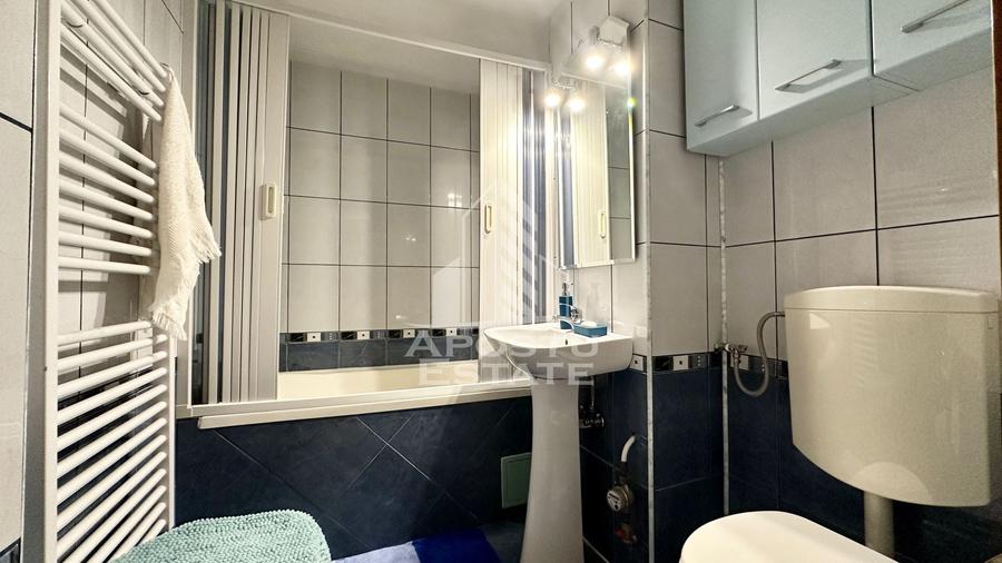 Apartament cu 3 camere decomandat, mobilat în Bucovina