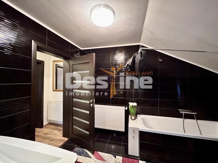Casă individuală cu 5 camere cu Canalizare în Central