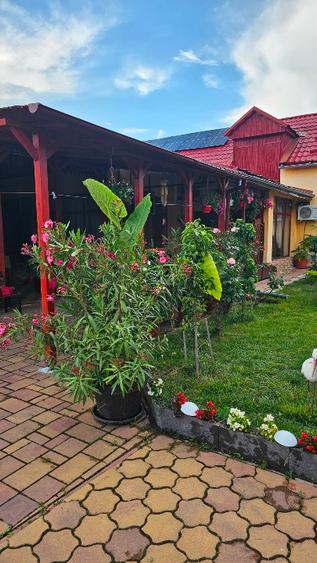 Casă individuală cu 3 camere cu Teren 467 Mp în Est