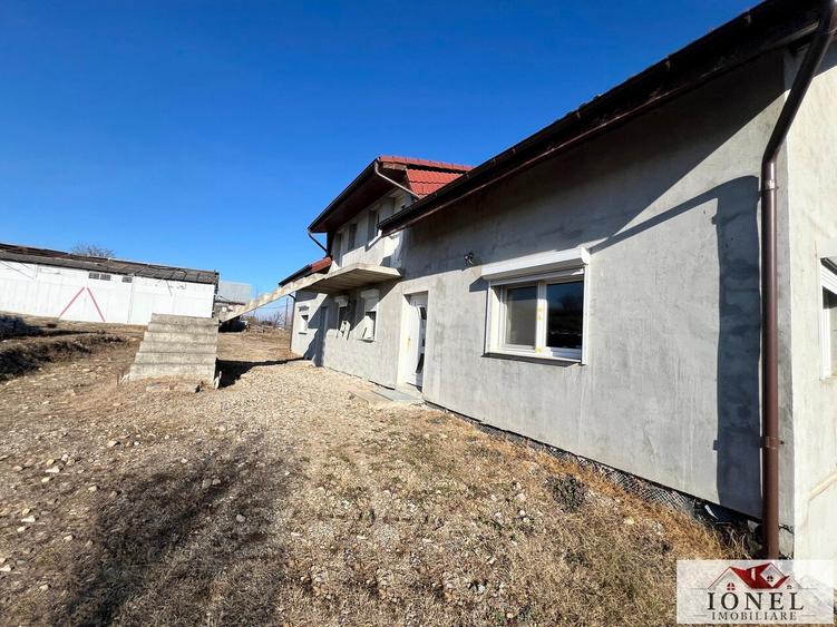 Casă individuală cu 20 camere cu Teren 6000 Mp în Teiuș