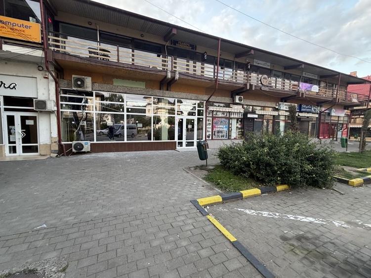 Spațiu comercial, de 140 mp, în Central