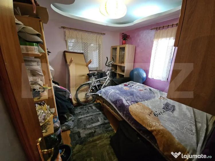 Casă cu 5 camere cu Teren 535 Mp în Valea Adâncă