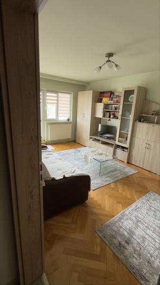Apartament cu 3 camere decomandat în Ștrand