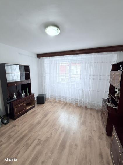 Apartament cu 4 camere în Ultracentral