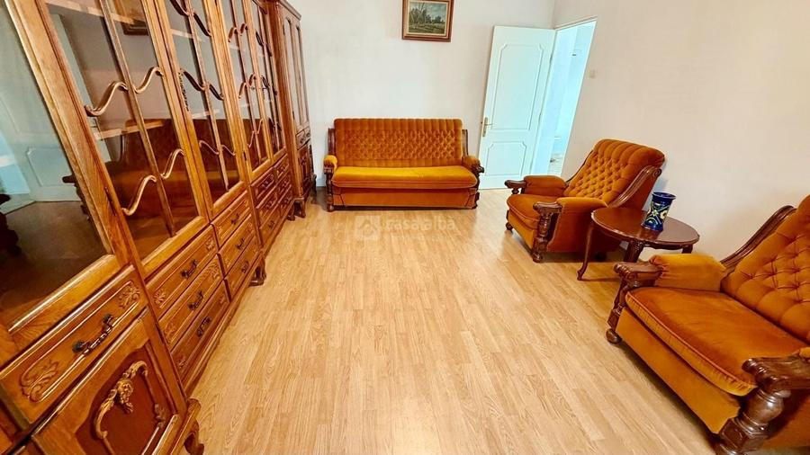 Apartament cu 2 camere decomandat, mobilat în Central