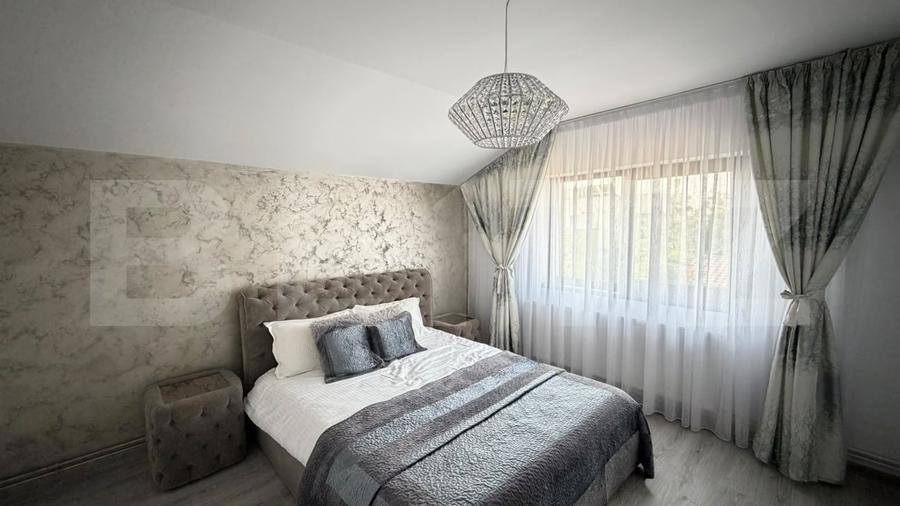 Casă individuală cu 6 camere cu Teren 2000 Mp în Exterior Est