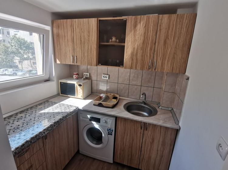 Garsonieră nedecomandată în Casa Cărții