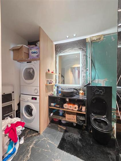 Apartament cu 3 camere semidecomandat în Ultracentral