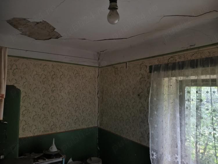 Casă cu 5 camere cu Teren 2100 Mp în Central