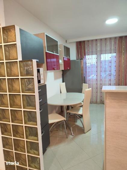 Apartament cu 3 camere, mobilat în Drumul Taberei