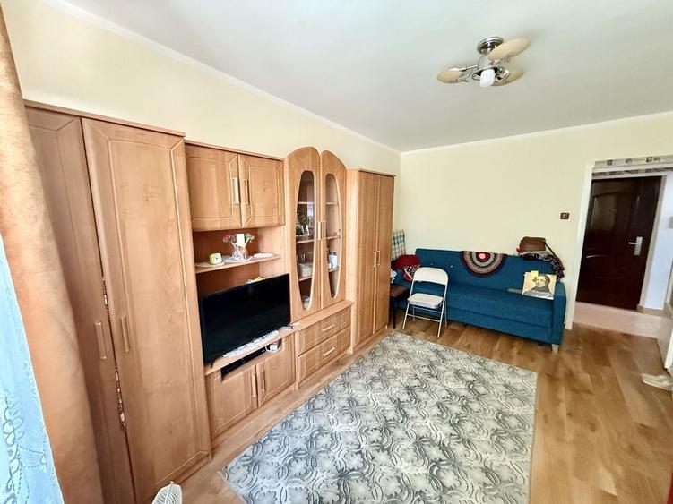 Apartament cu 2 camere în Ipotești