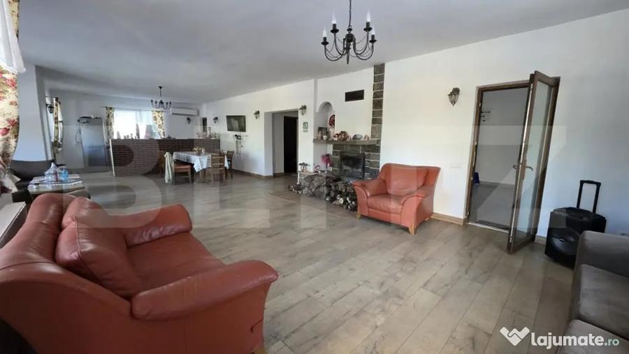 Casă cu 1 camere cu Teren 1500 Mp în Central
