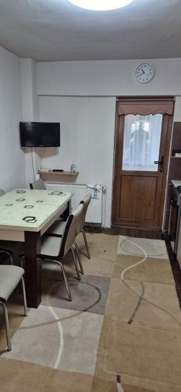 Apartament cu 3 camere decomandat în Vasile Aaron
