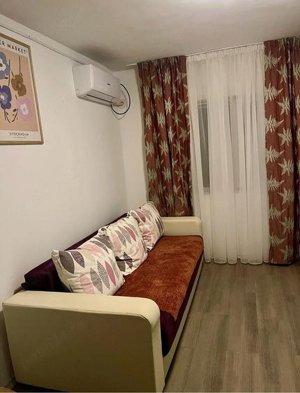 Garsonieră decomandată în Lipovei