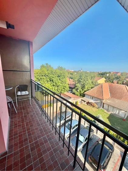 Etaj III | Apartament spatios 3 camere - 86 mp | Parcare proprie - 16