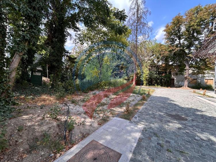 Teren Construcții intravilan de 706 mp, în Ultracentral