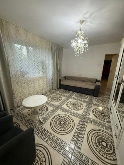 Apartament cu 3 camere semidecomandat în Gheorgheni