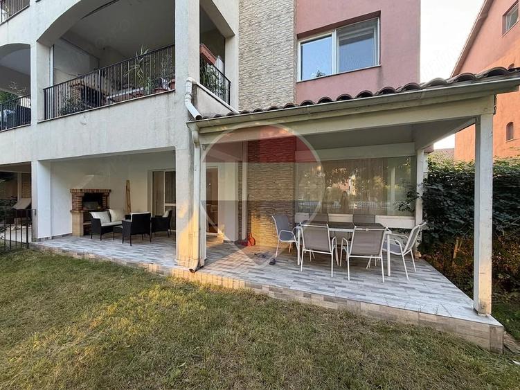 Apartament cu 4 camere decomandat în Central