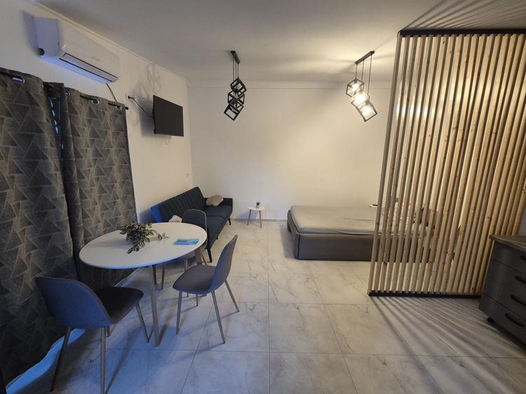Apartament cu 2 camere decomandat în Ultracentral
