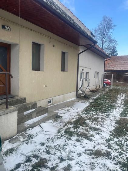 Casă cu Teren 1000 Mp în Noua
