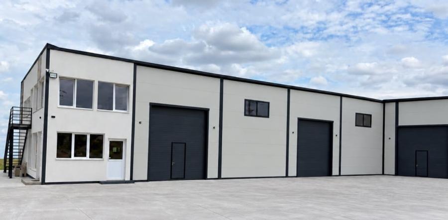 Spațiu industrial, de 551 mp, în Exterior Sud