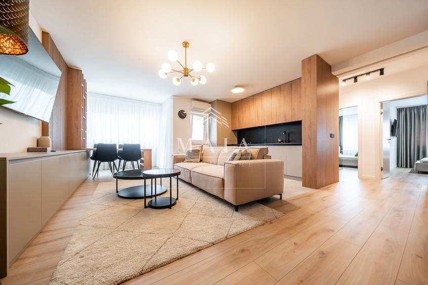 Apartament cu 4 camere decomandat, mobilat în Hipodrom 2
