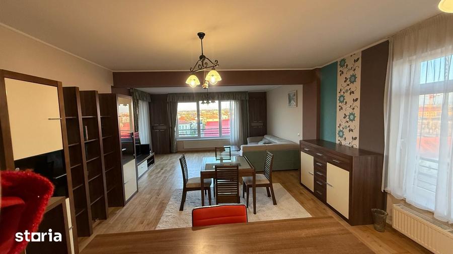 Apartament cu 3 camere în Nufărul
