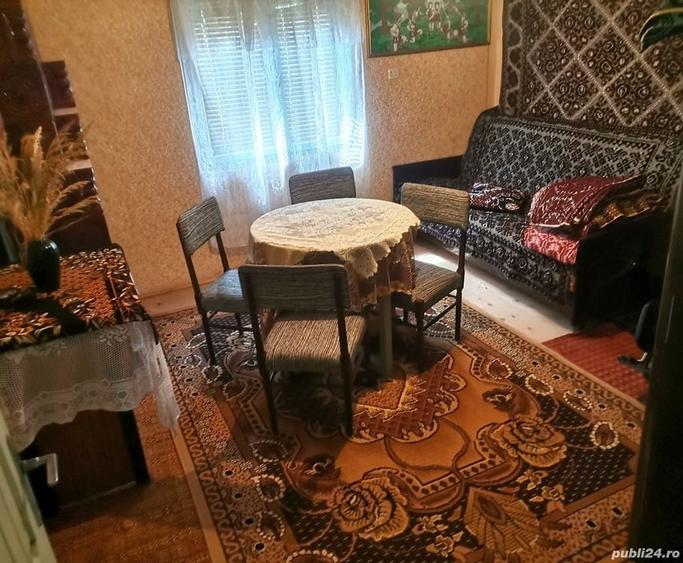 Casă cu 4 camere cu Teren 1300 Mp în Baia de Fier