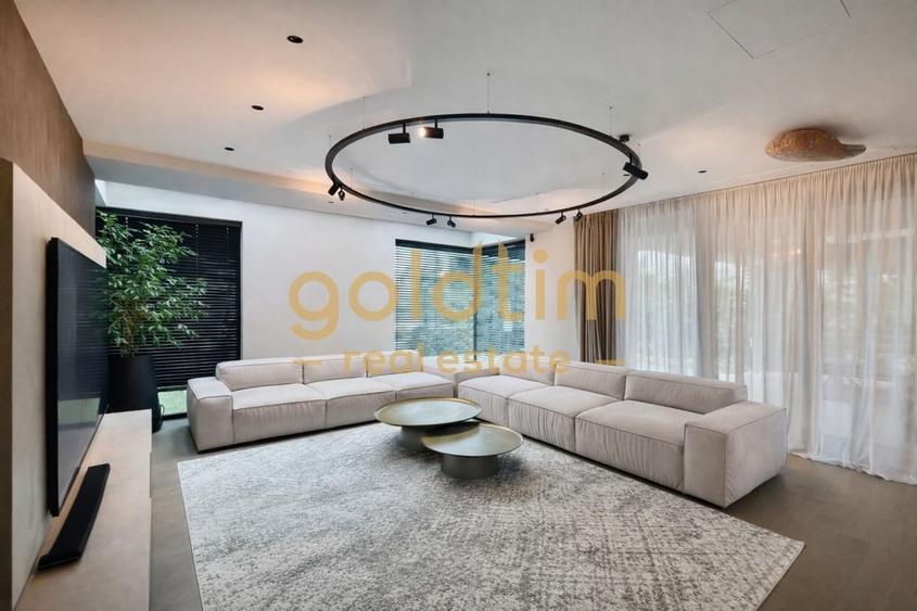 Casă individuală cu 8 camere decomandat cu Piscina în Pipera