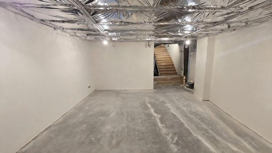 Apartament cu 2 camere decomandat, mobilat în P-ța Universității