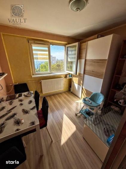 Apartament cu 4 camere decomandat, mobilat în Pantelimon