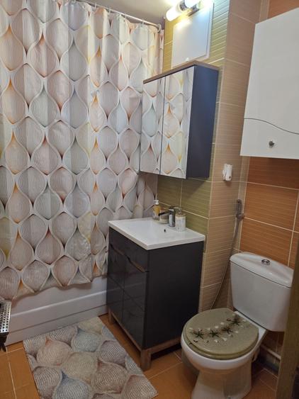 Apartament cu 2 camere decomandat în Popoveni