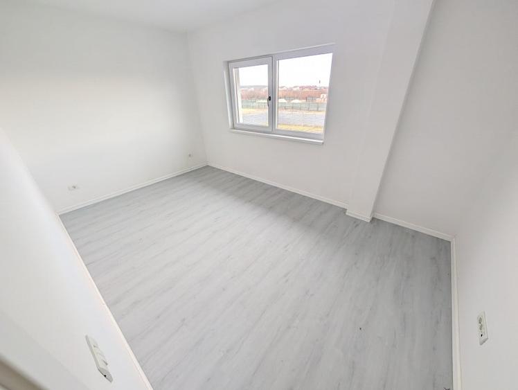 Casă individuală cu 5 camere cu Canalizare în Corbeanca