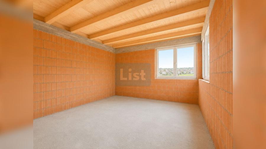 Casă cu 4 camere cu Teren 600 Mp în Baciu