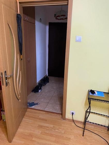 Apartament cu 2 camere semidecomandat în Iancului