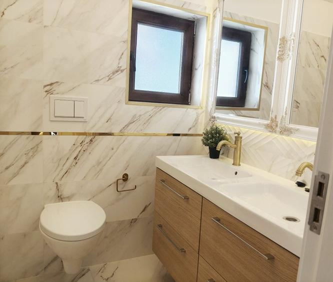 Casă cu 4 camere în Central