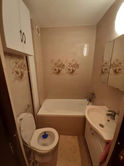 Apartament cu 2 camere decomandat în Exterior Vest