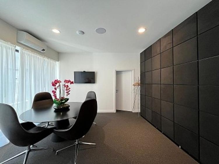 Apartament cu 3 camere în 1 Mai